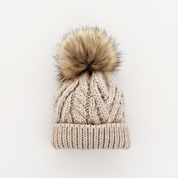 Huggalugs Pop Cable Hat