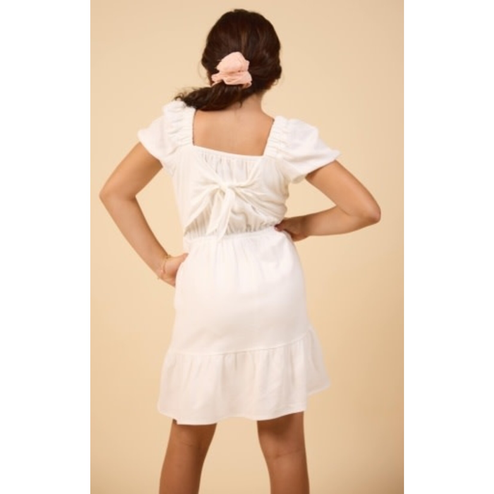 Sadie & Sage White Sugarloaf Back Tie Dress