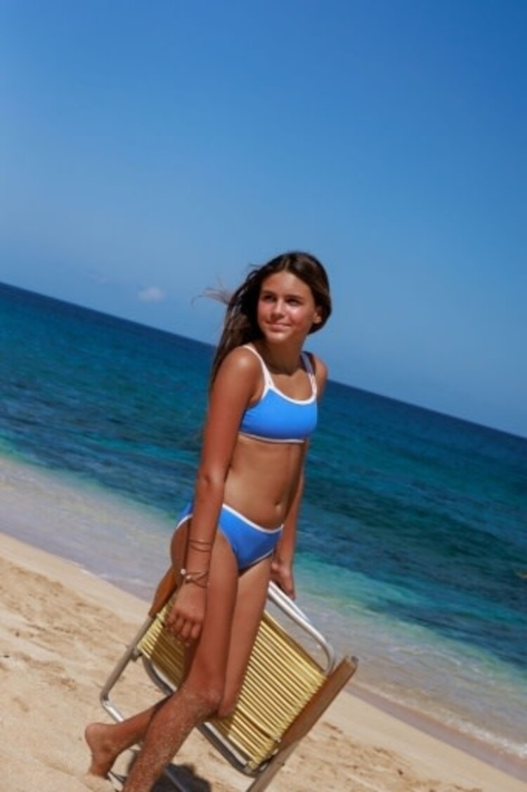 FEATHER 4 ARROW Maui Bikini