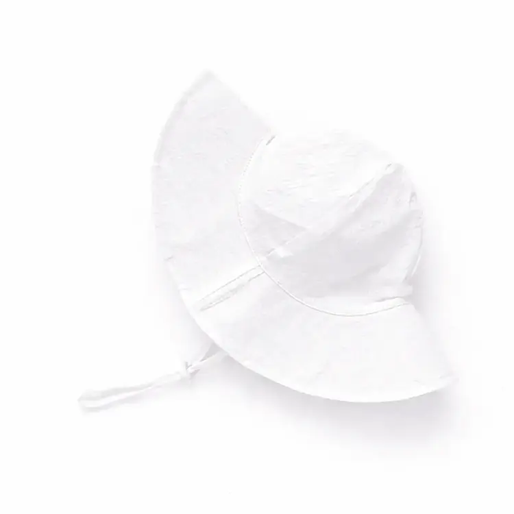 Huggalugs White Seersucker Sunhat