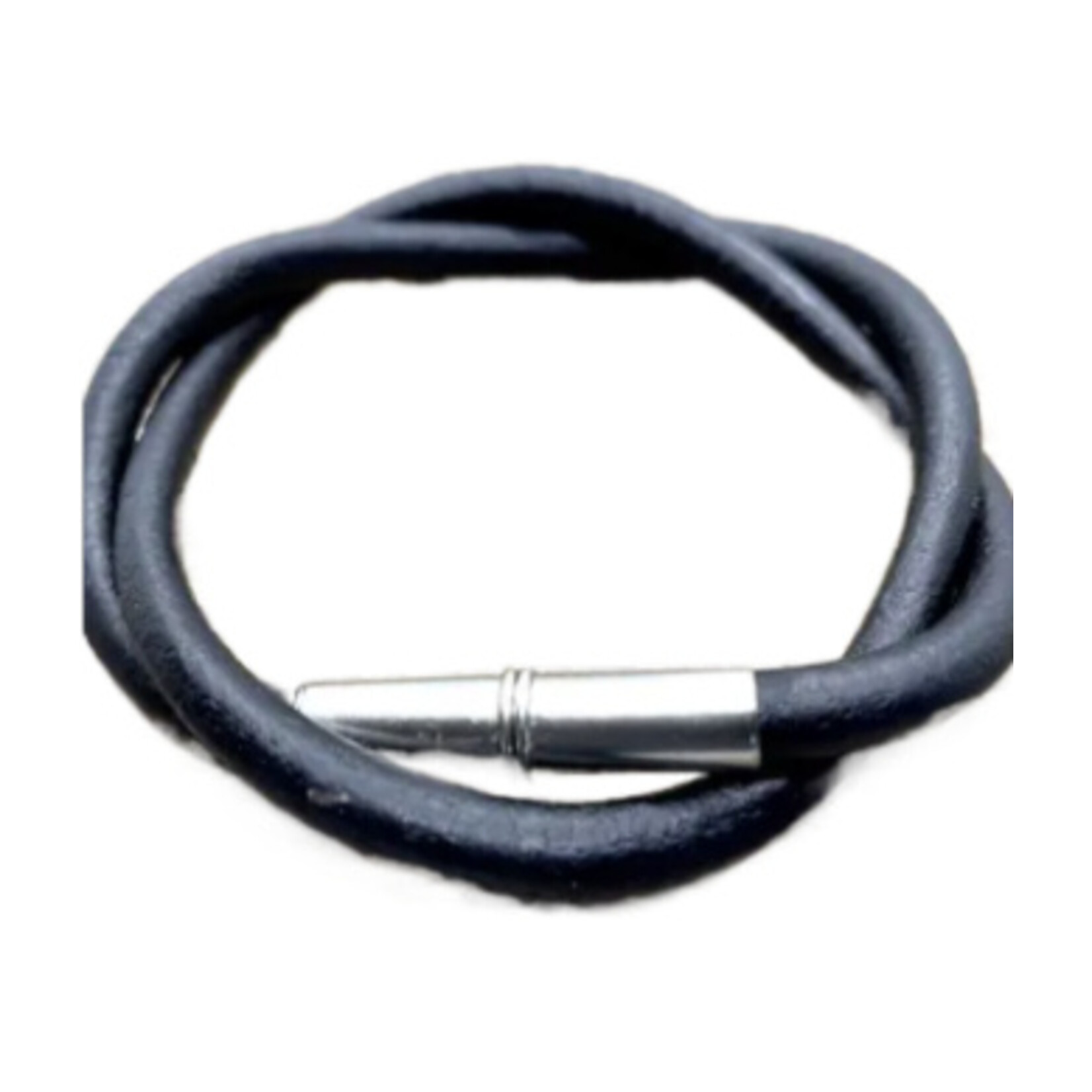 Tres Cuervos Flint Bracelet, Silver Closure