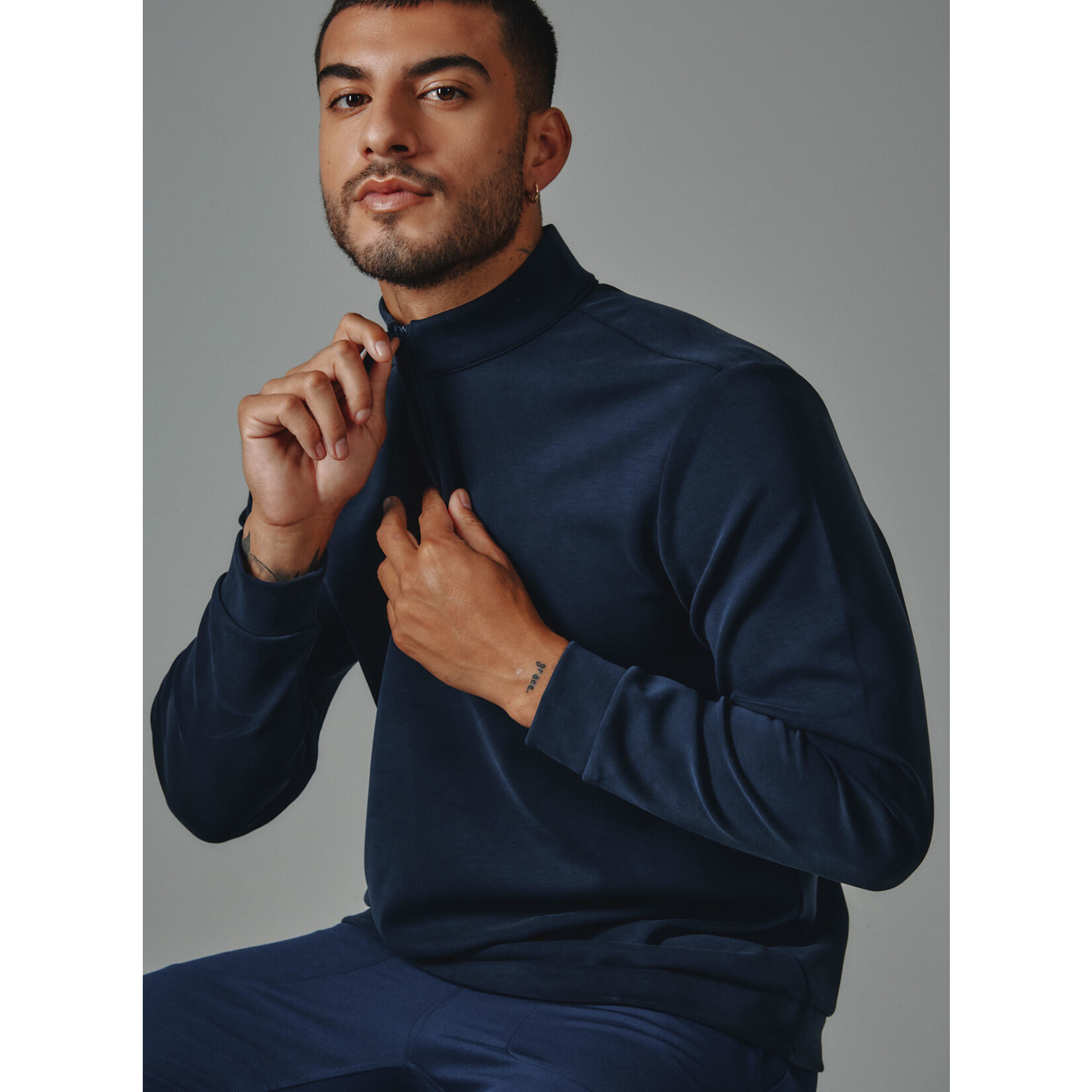 7 Diamonds Rev 1/4 Zip Modal Pullover