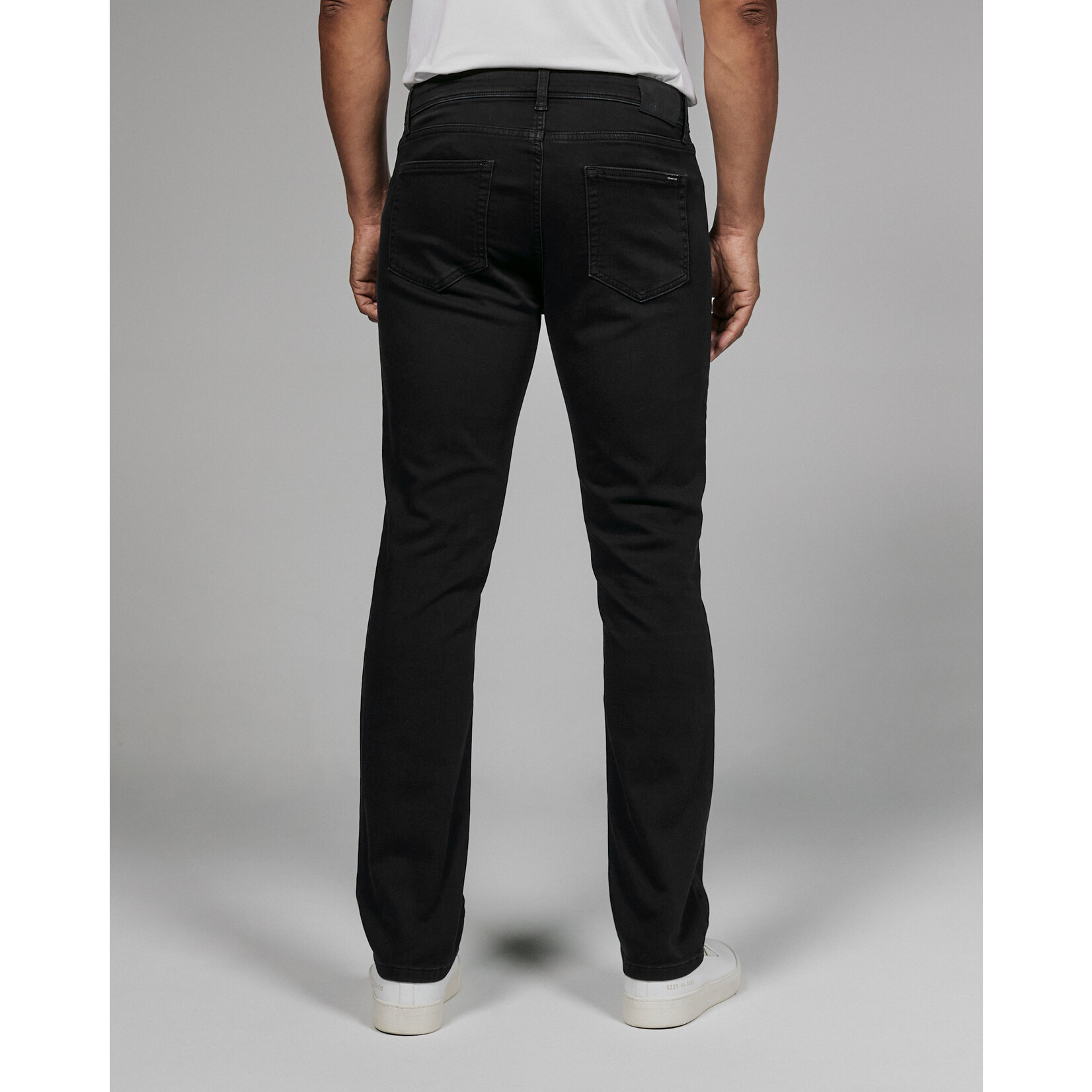 7 Diamonds GENERATION ATHLETIC FIT DENIM