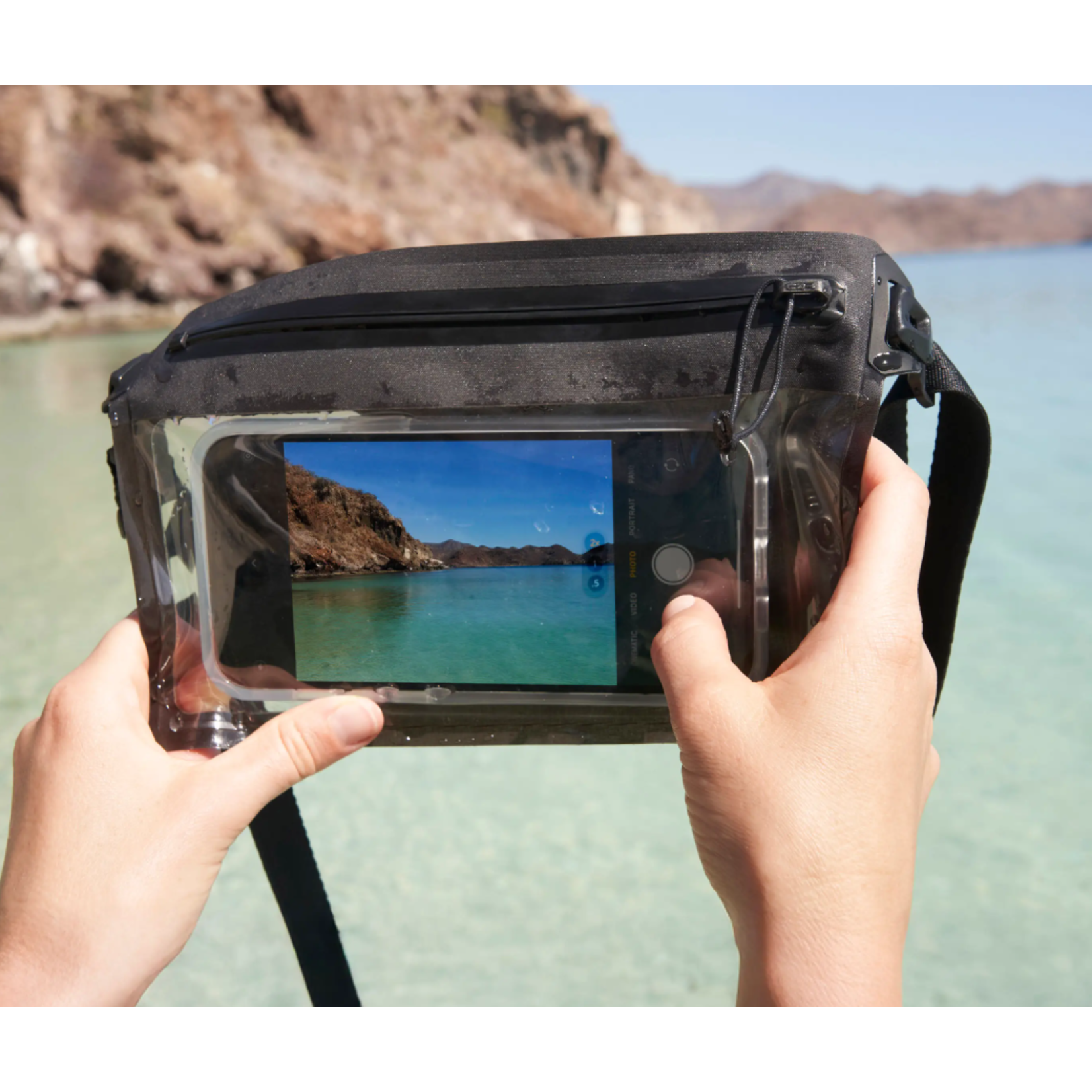 Nite Ize RunOff Waterproof Phone Waist Pouch - Charcoal