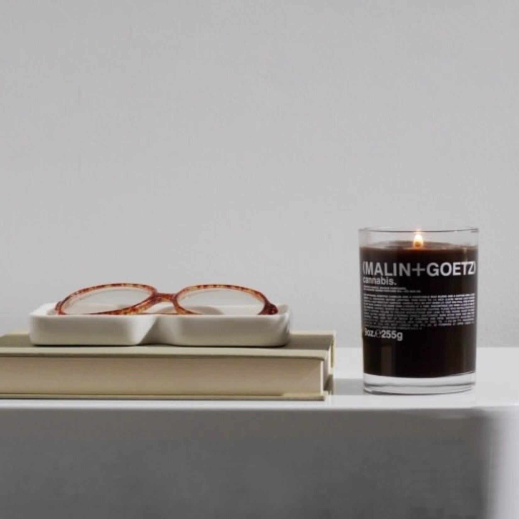 Malin+Goetz 9 oz Candle