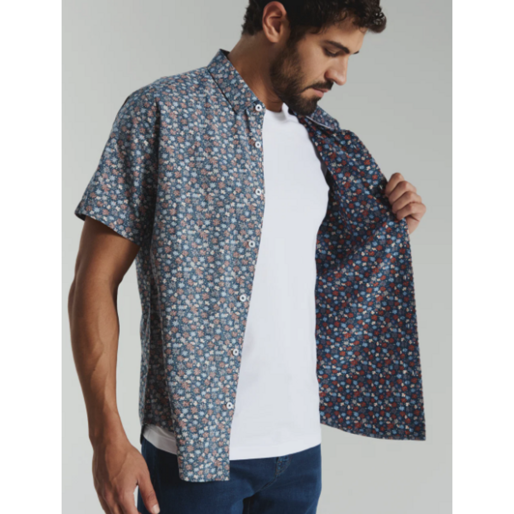 7 Diamonds Mulberry Short Sleeve Shirt