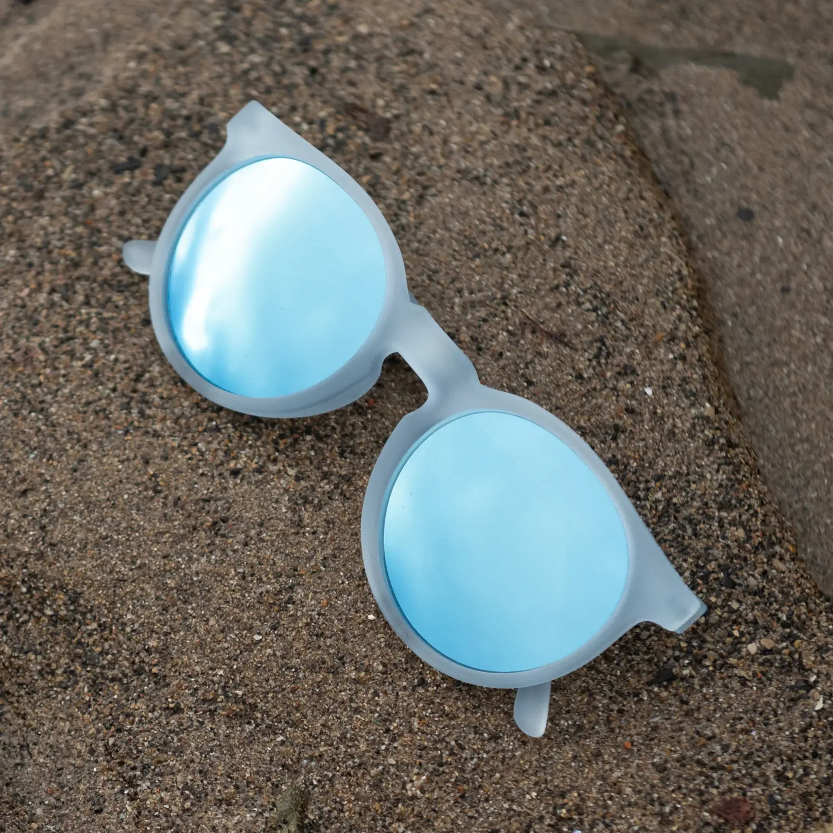 Goodr "Beach Trash is My Treasure" Sunglasses