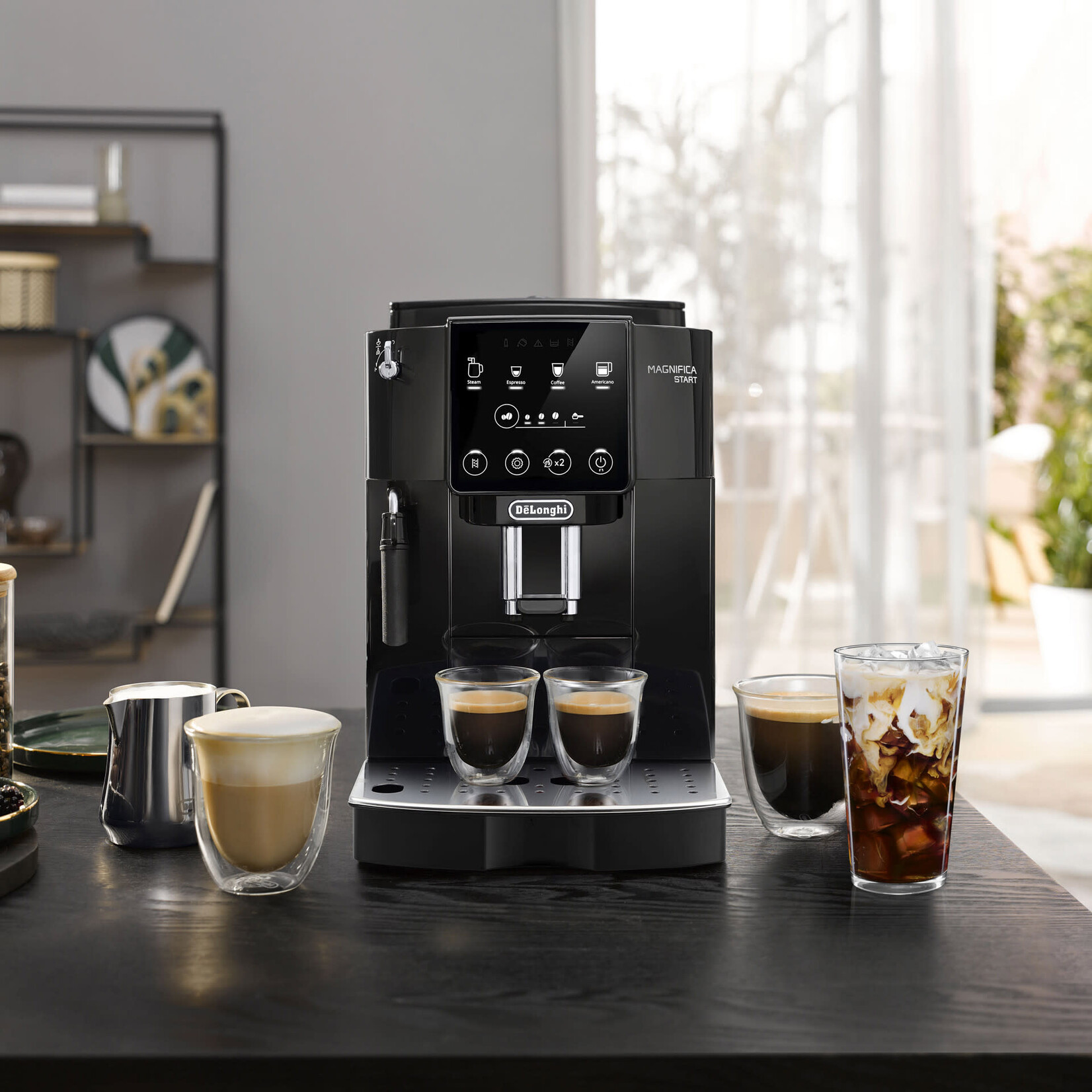 Machine à espresso Magnifica Start avec mousseur à lait manuel ECAM22022B