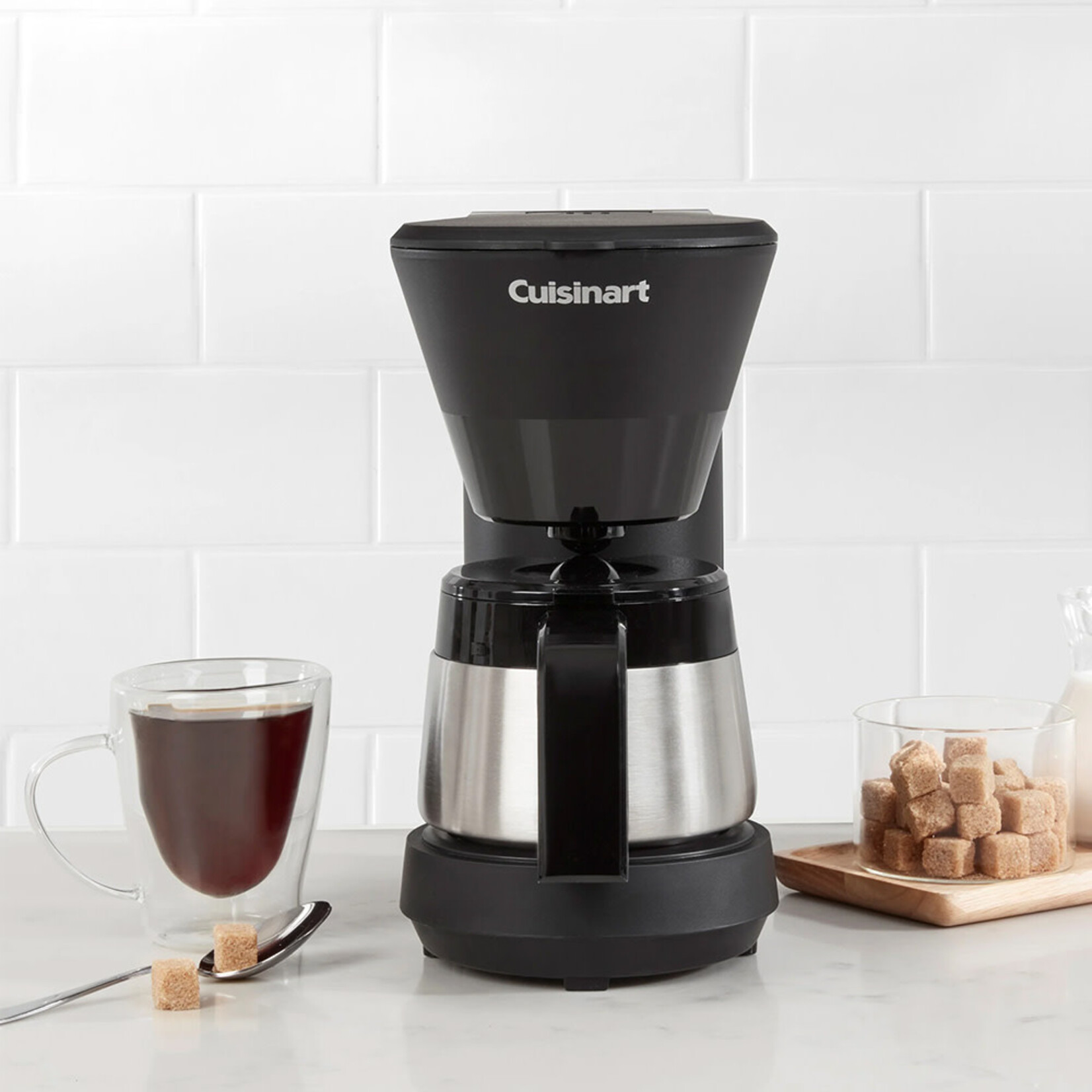 Cafetière 5 tasses Cuisinart DCC-5570NASC