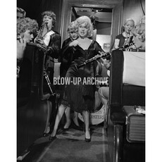 BlowUpArchive Marilyn Monroe Sugar 1959