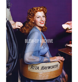 BlowUpArchive Rita Hayworth Sitting 1944