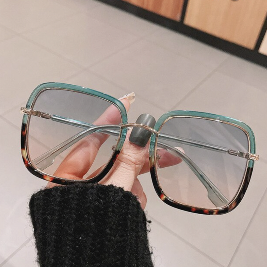 Peepa's Accessories Helena Luxury Square Sunglasses