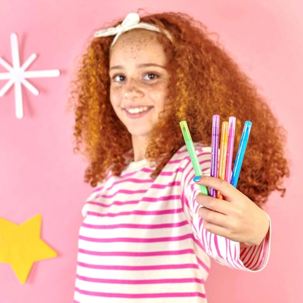 OOLY Switch-Eroo Sparkle Glittery Color Changing Markers- 12 Pc