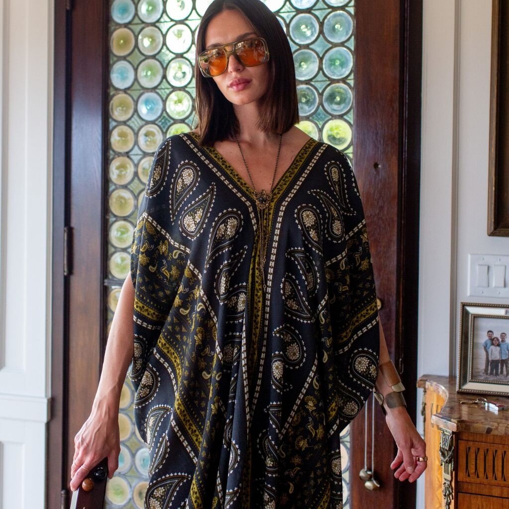 Jennafer Grace Caspian Paisley Border Caftan