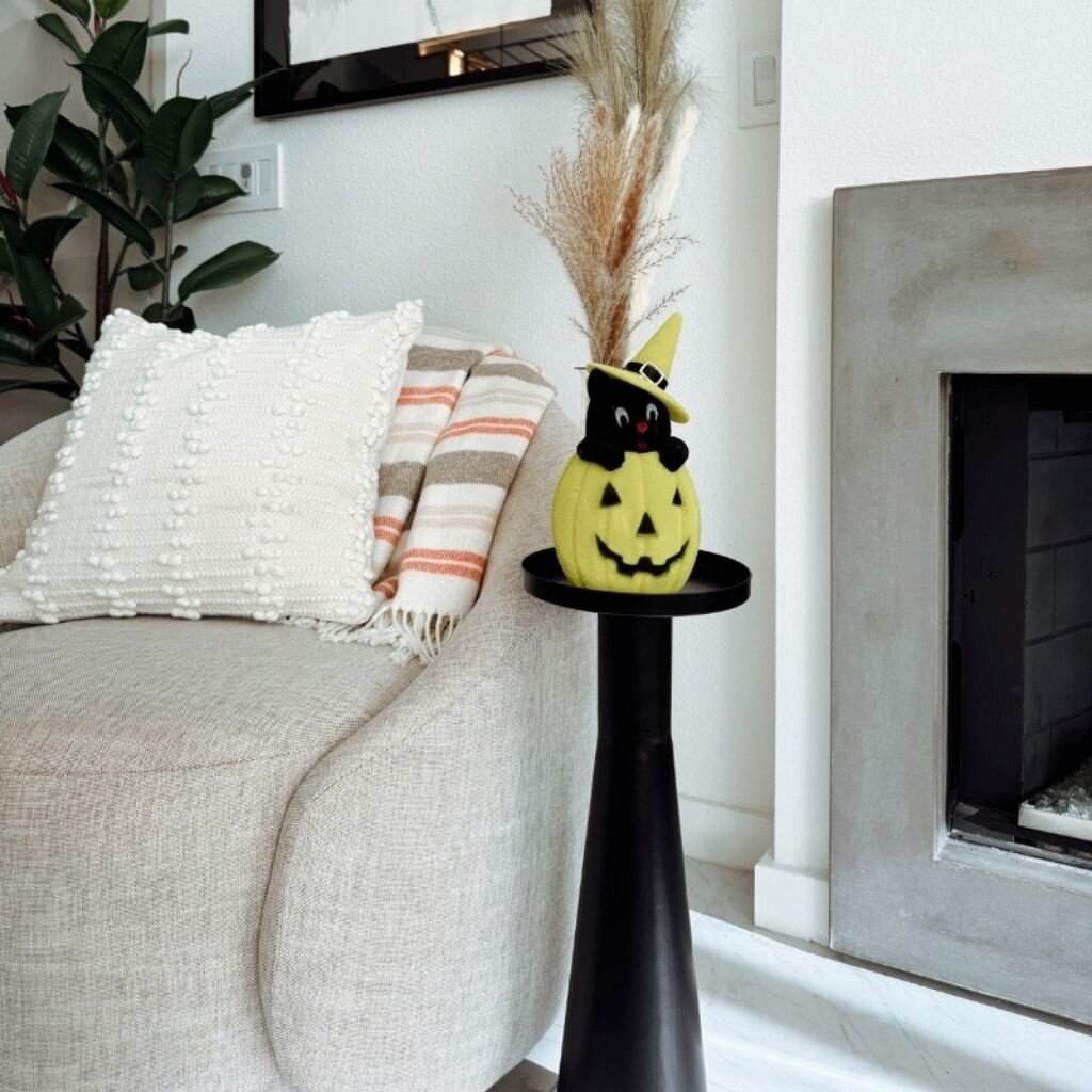 180 Degrees HLWN25 10in Flocked Cat in Pumpkin