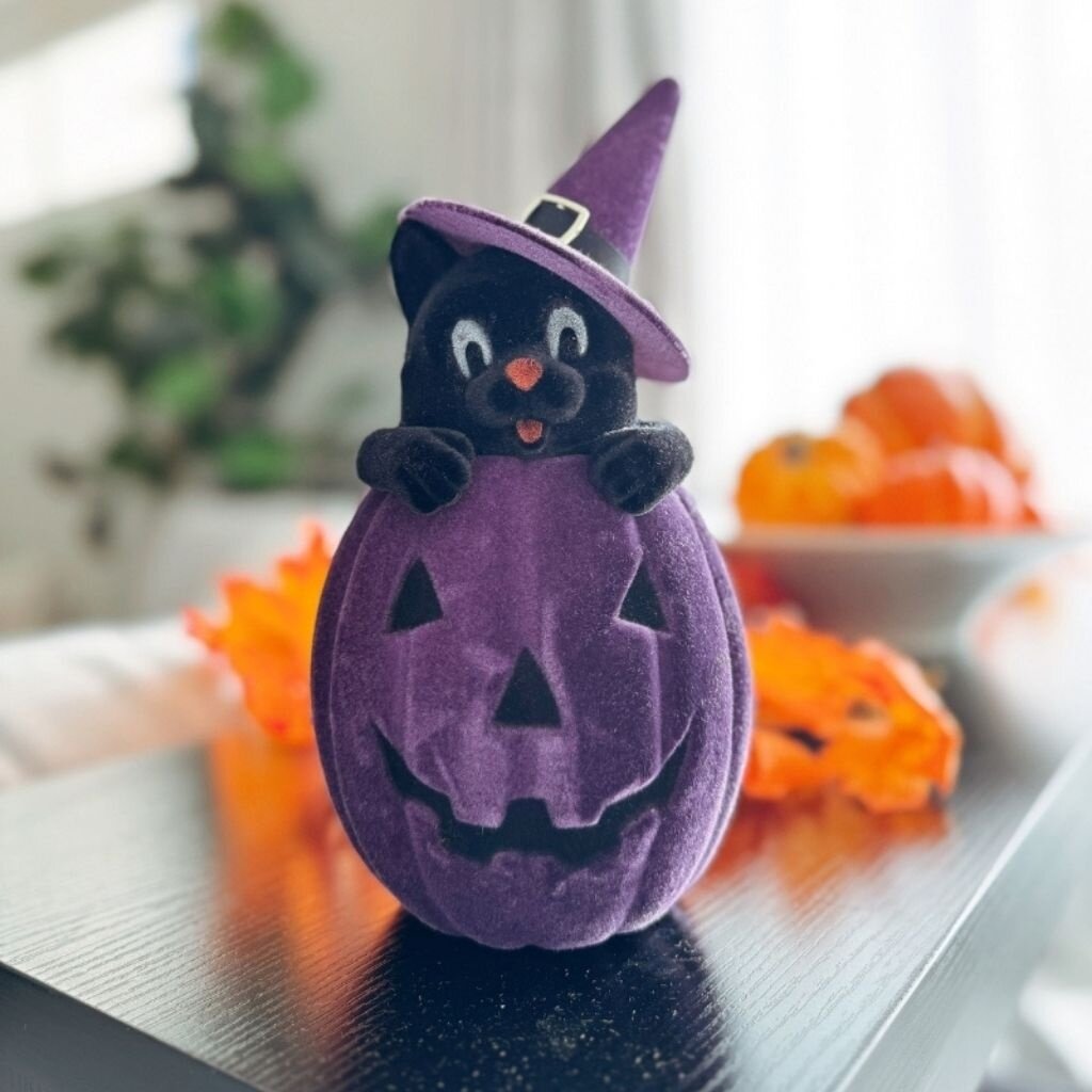 ダイカット  ハロウィン HLWN25 10in Flocked Cat in Pumpkin - Peepa's