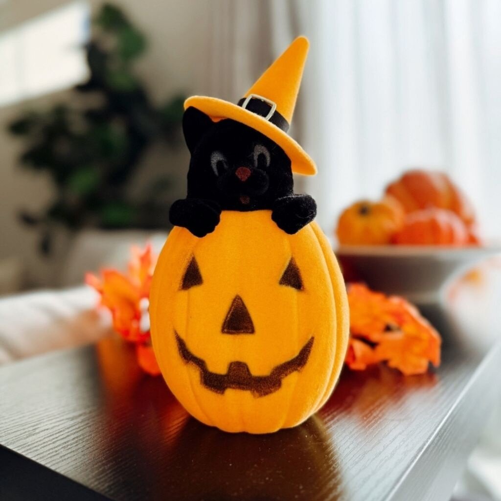 180 Degrees HLWN25 10in Flocked Cat in Pumpkin