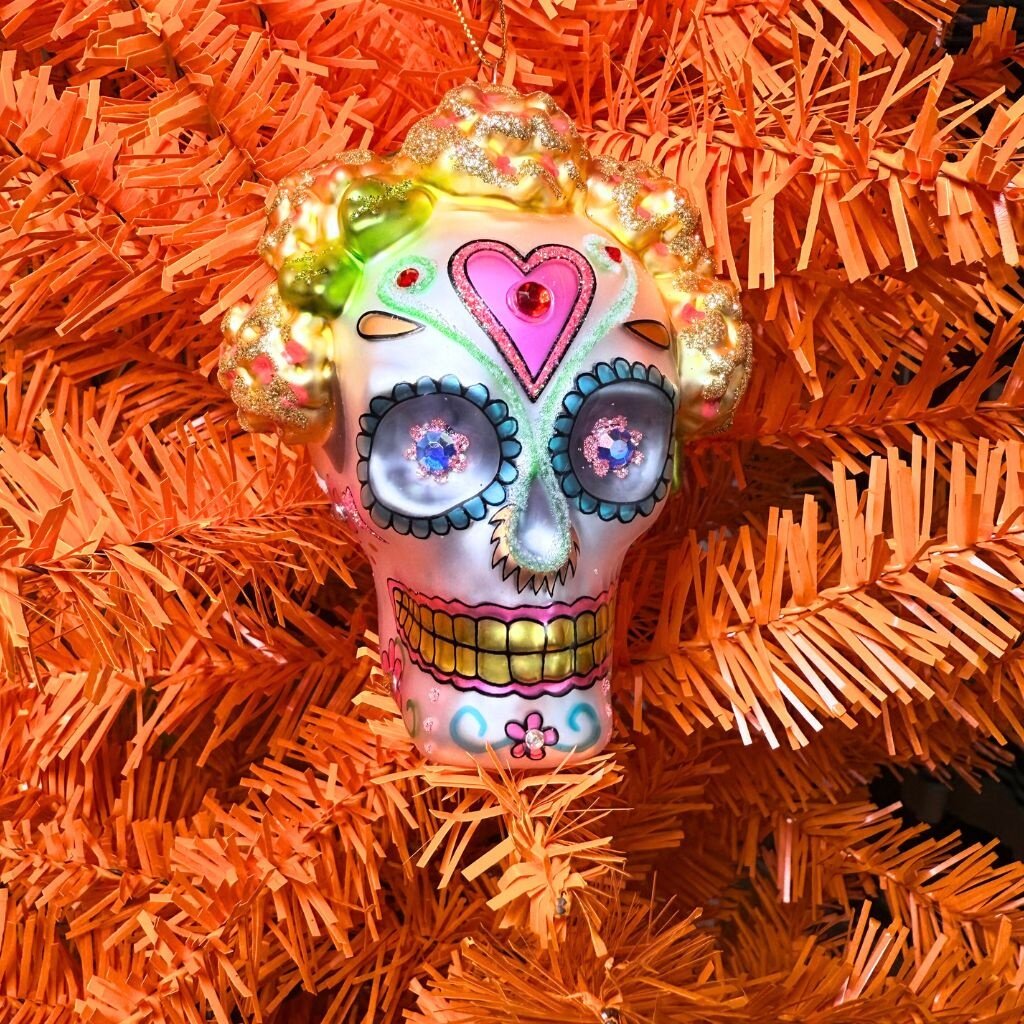 Cody Foster HLWN Dia De Los Muertos Skull With Marigolds Ornament