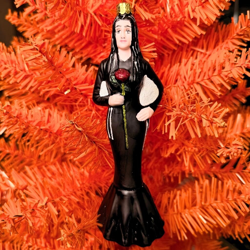 Cody Foster HLWN Morticia Ornament