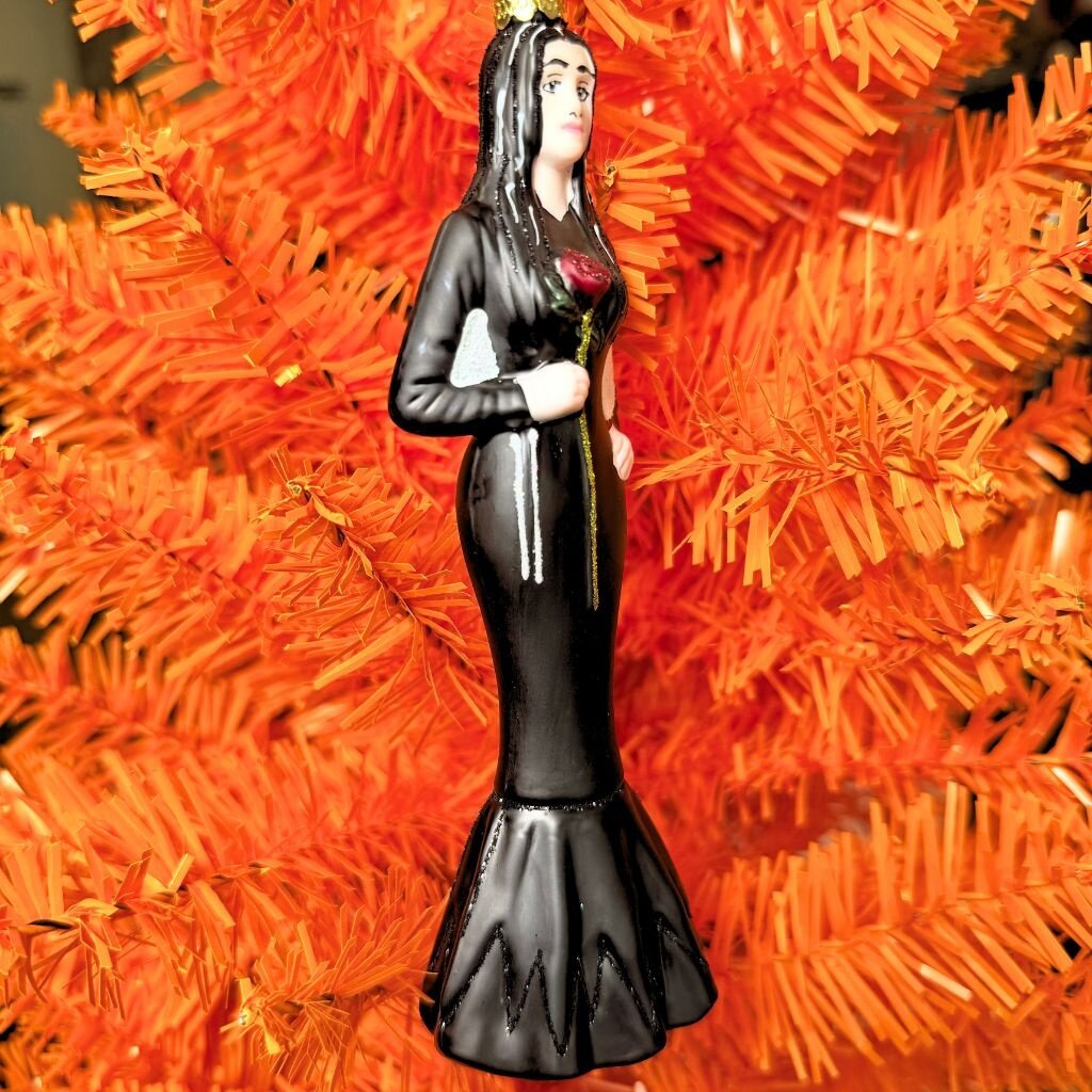 Cody Foster HLWN Morticia Ornament