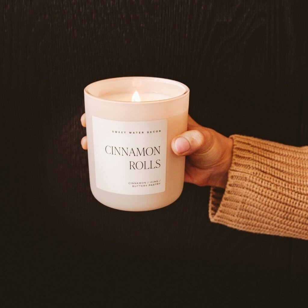Sweet Water Decor 15oz Cinnamon Rolls Soy Candle