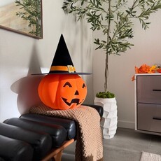 180 Degrees HLWN25 Hanging Pumpkin with Witch Hat