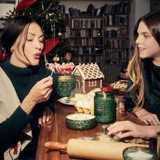 Voluspa Noble Fir Garland 3 Wick Tin Candle