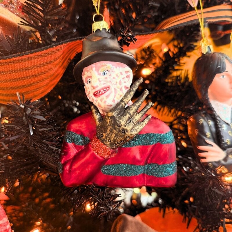 Cody Foster HLWN Freddy Krueger Ornament