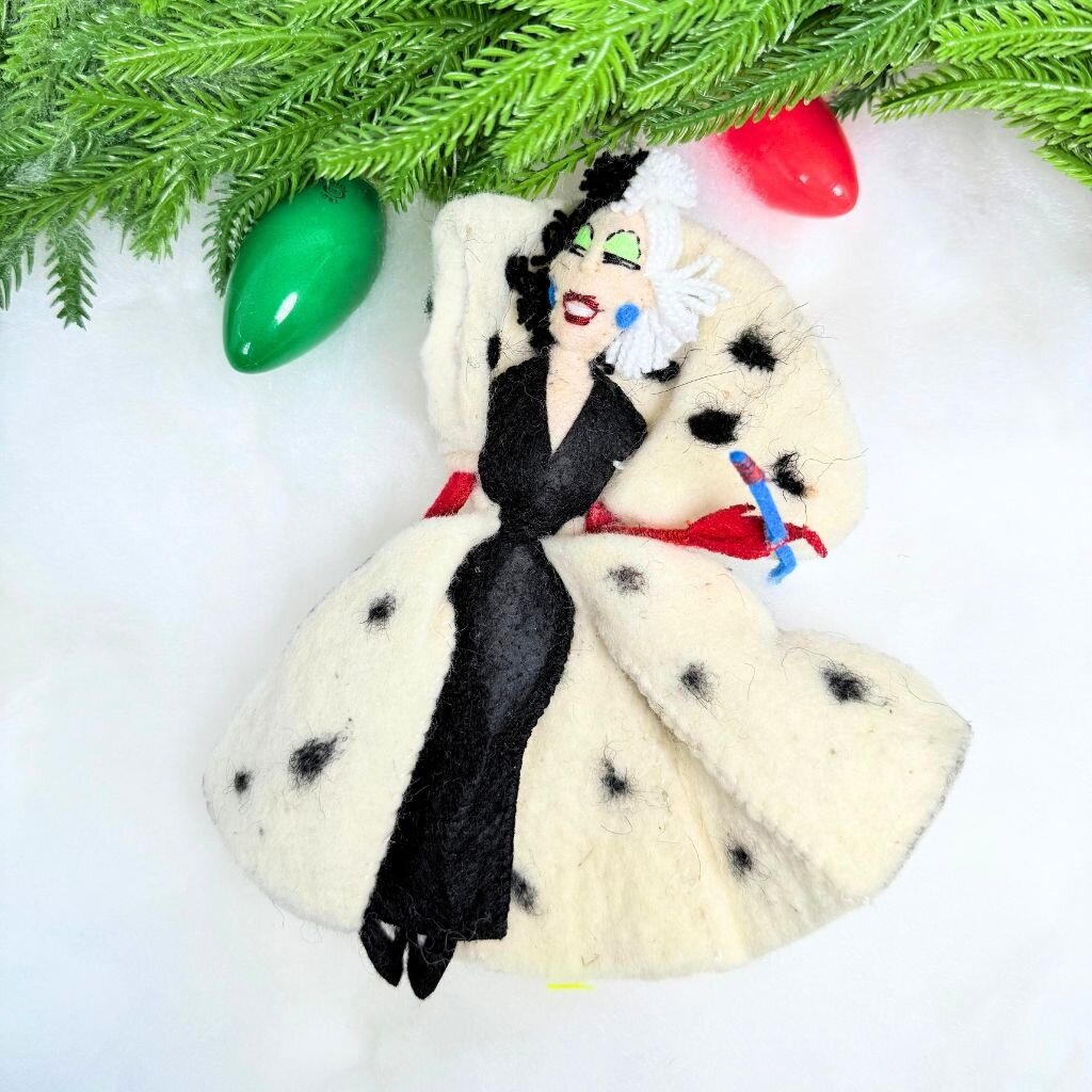 Silk Road Bizaar Cruella Ornament, Felt