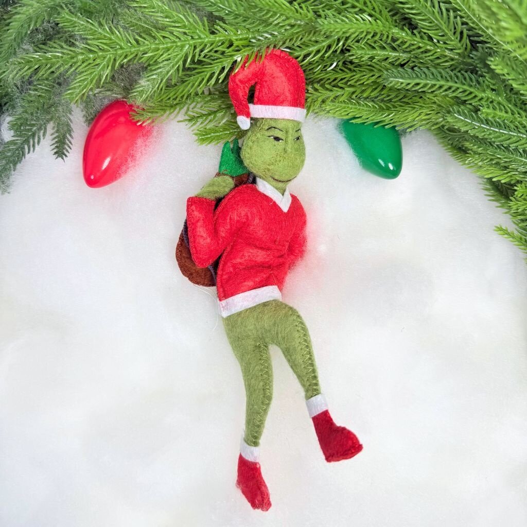 Silk Road Bizaar Grinch Santa Ornament, Felt