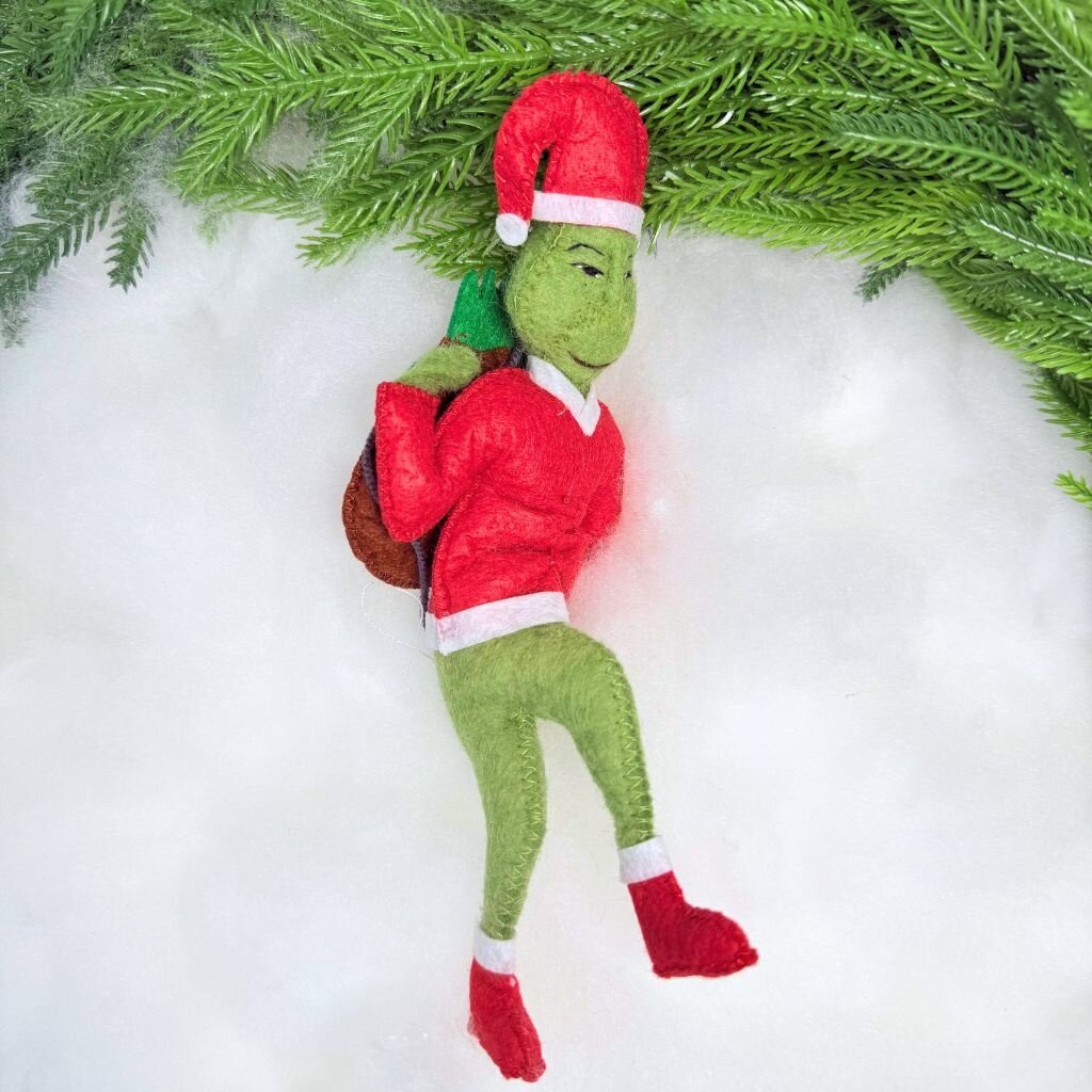 Silk Road Bizaar Grinch Santa Ornament, Felt