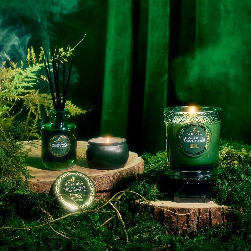 Voluspa Wicked Act I Bewitching Banyan Forest 8.5oz Candle