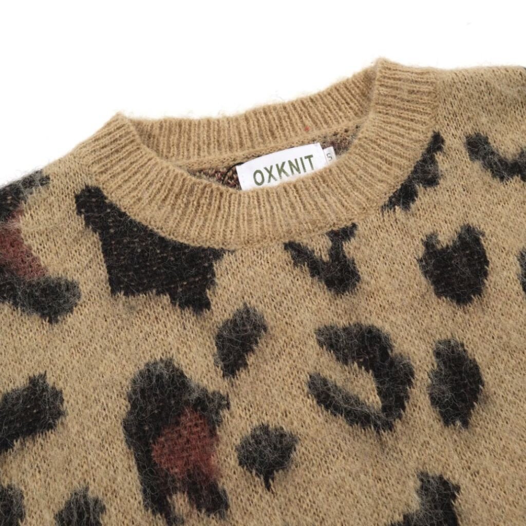 OxKnit FL25 Fuzzy Print Sweater
