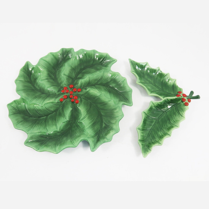 180 Degrees Holly Leaf Server Set/2