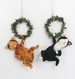 180 Degrees Cat Wreath Ornament, Felt 7"