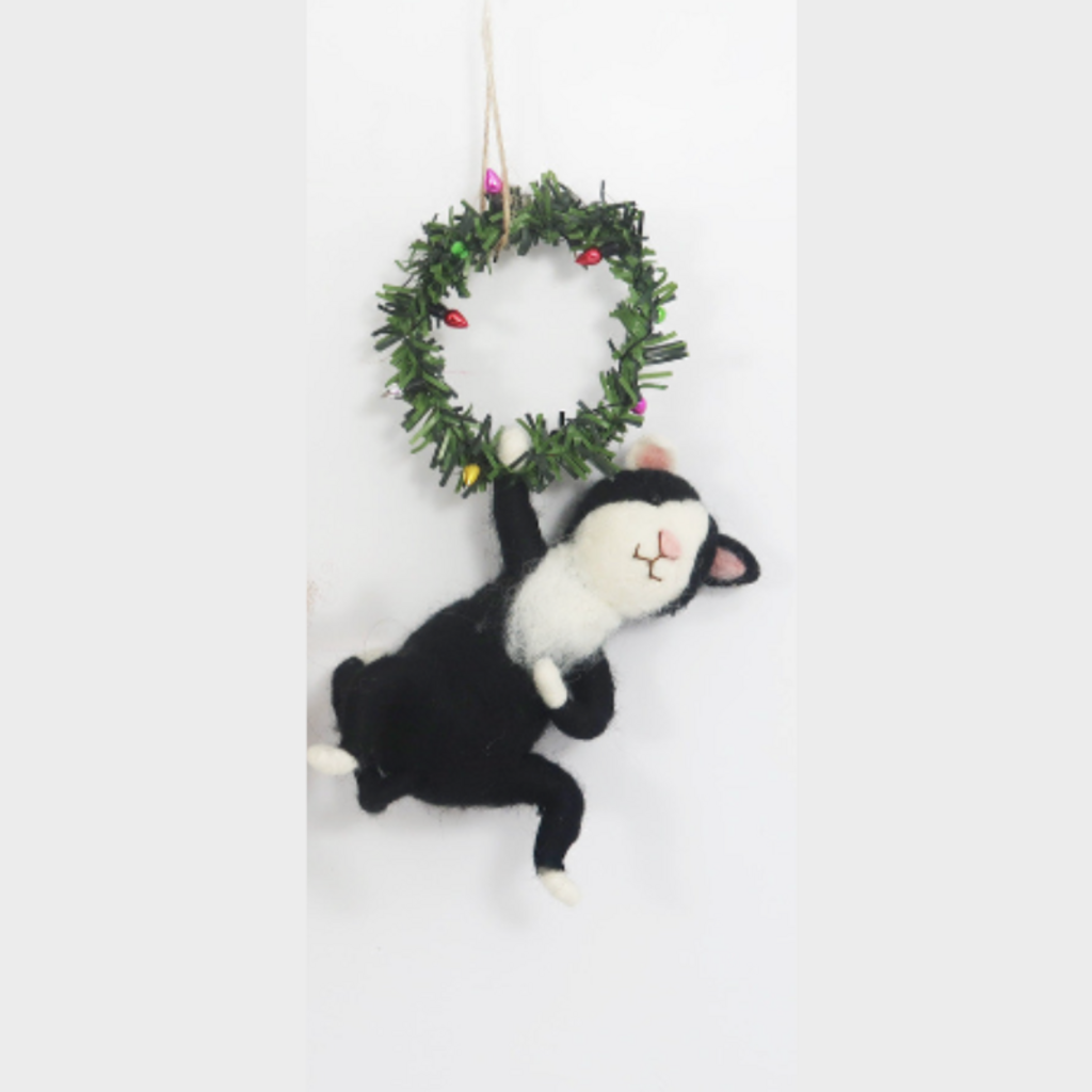 180 Degrees Cat Wreath Ornament, Felt 7"
