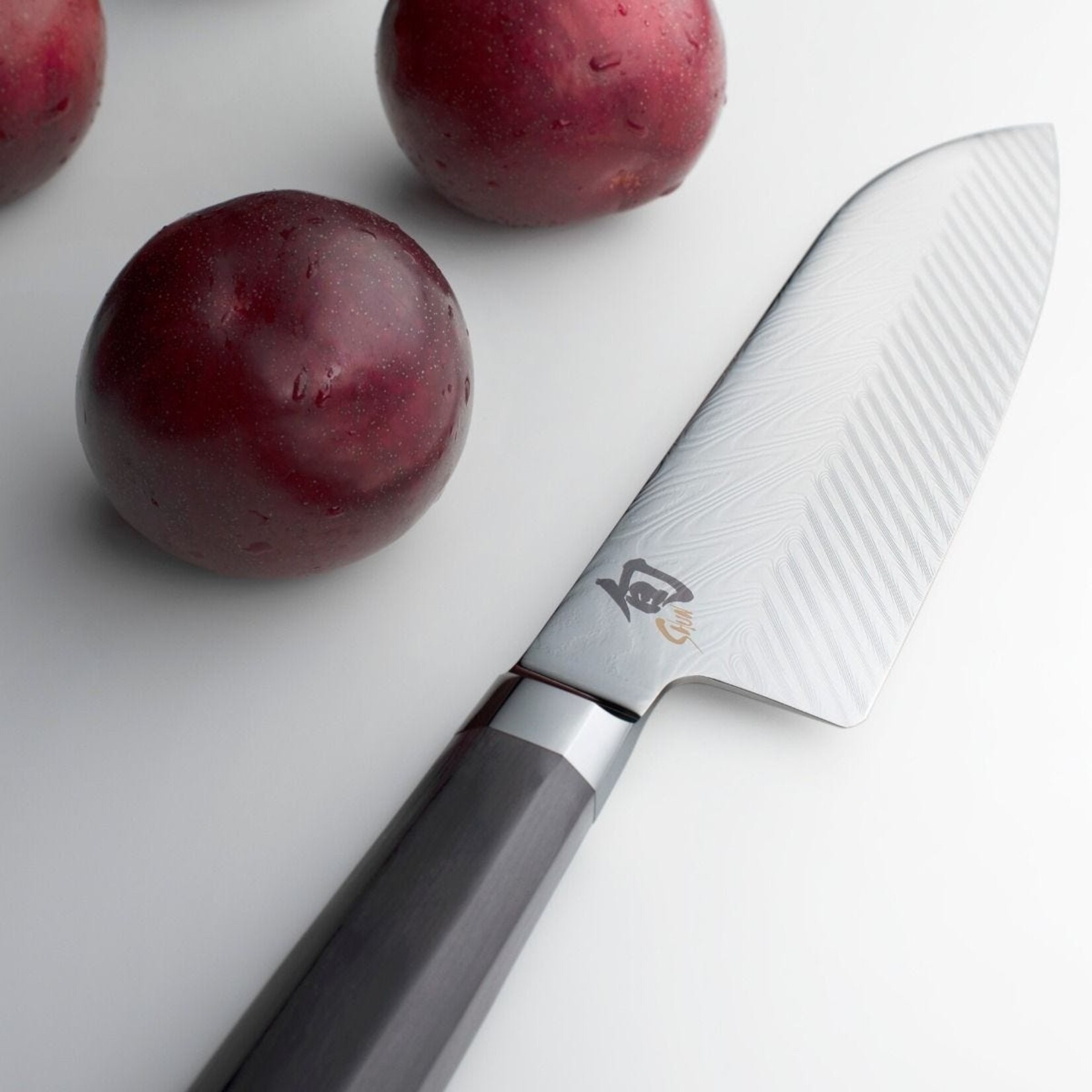 SHUN VG0021 - COUTEAU SANTOKU 7 po. DUAL CORE SHUN