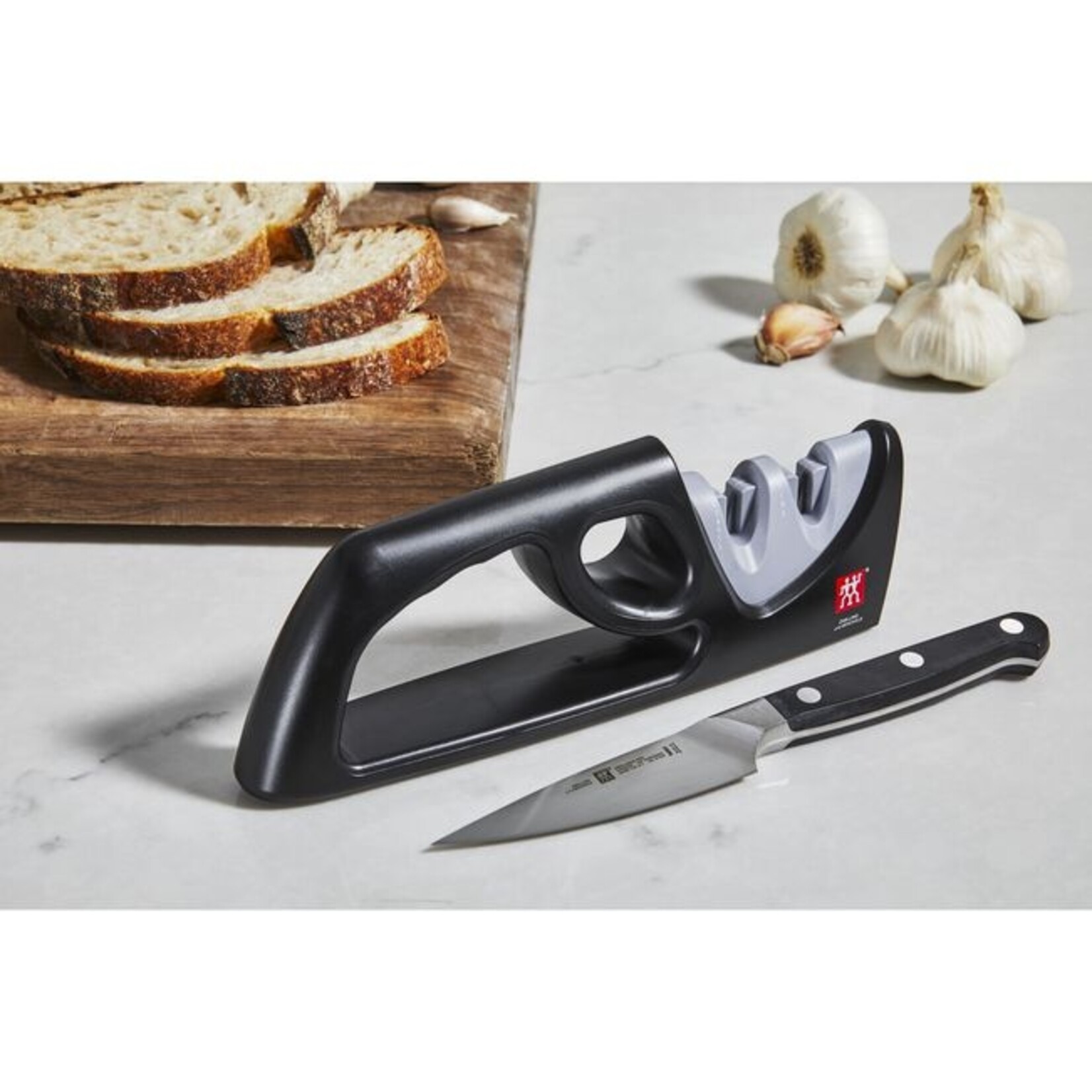 ZWILLING J.A. HENCKELS 32602-000 - AIGUISEUR A COUTEAU 2 FENTES NOIR ZWILLING (1007561)