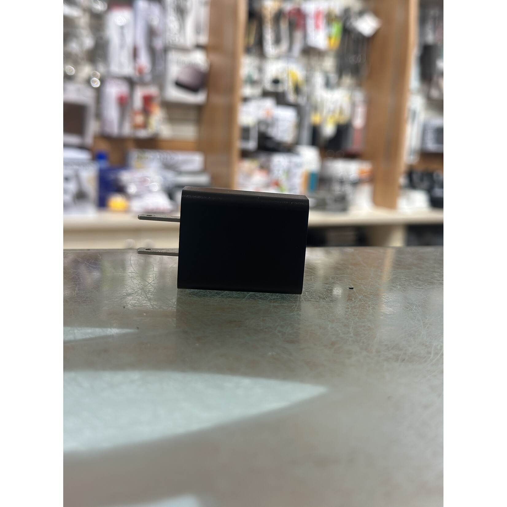 CHARGEURUSBNOIR - BLOC DE CHARGE USB NOIR