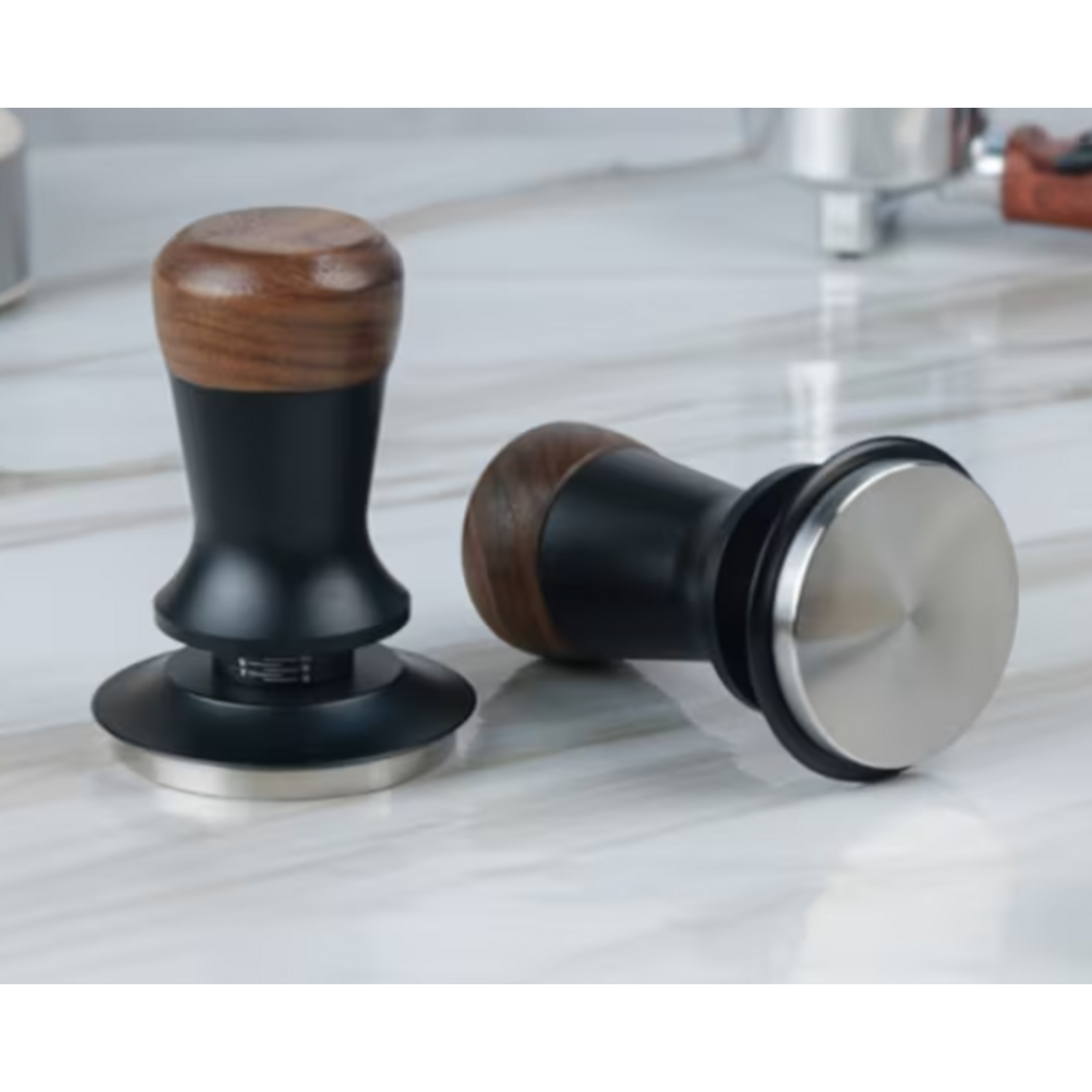 PC58WB - PRESSE-CAFE A RESSORT 58mm BOIS ET NOIR