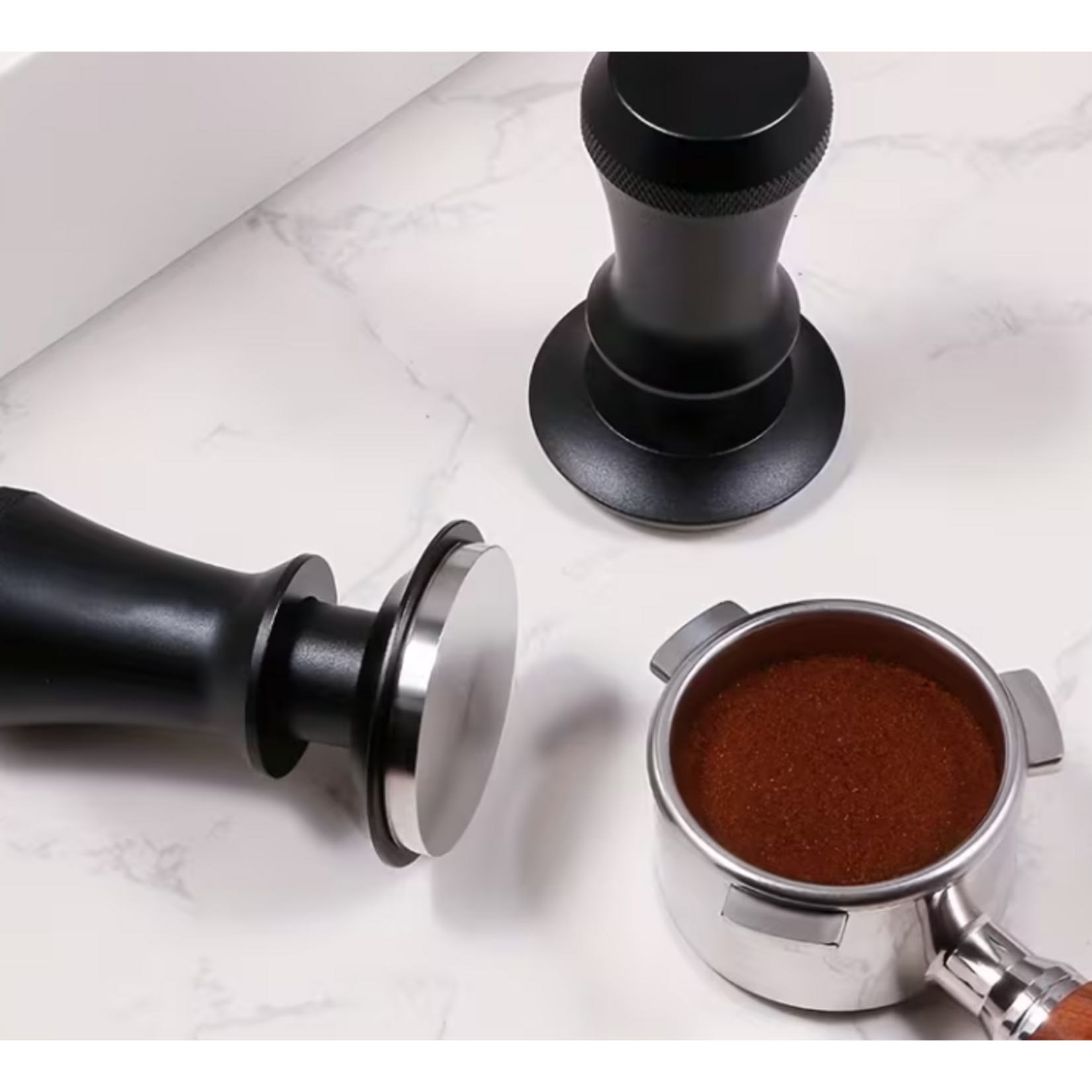 PC53B - PRESSE-CAFE A RESSORT 53mm NOIR