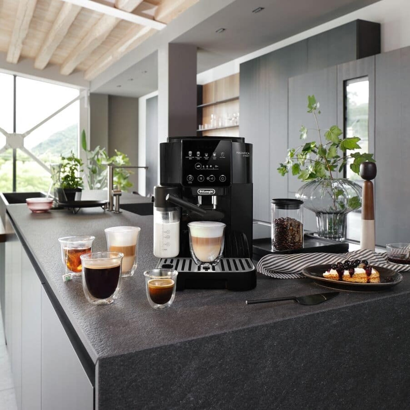 DELONGHI ECAM22080B - MACHINE A ESPRESSO AUTOMATIQUE MAGNIFICA START AVEC POT A LAIT  DELONGHI