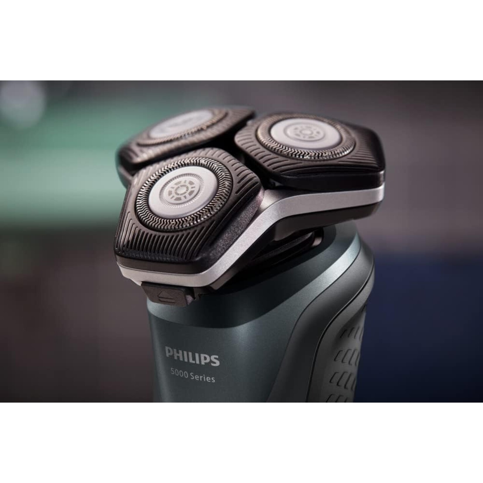 PHILIPS S5882/50 - RASOIR ELECTRIQUE SERIES 5000 AVEC BASE DE NETTOYAGE PHILIPS