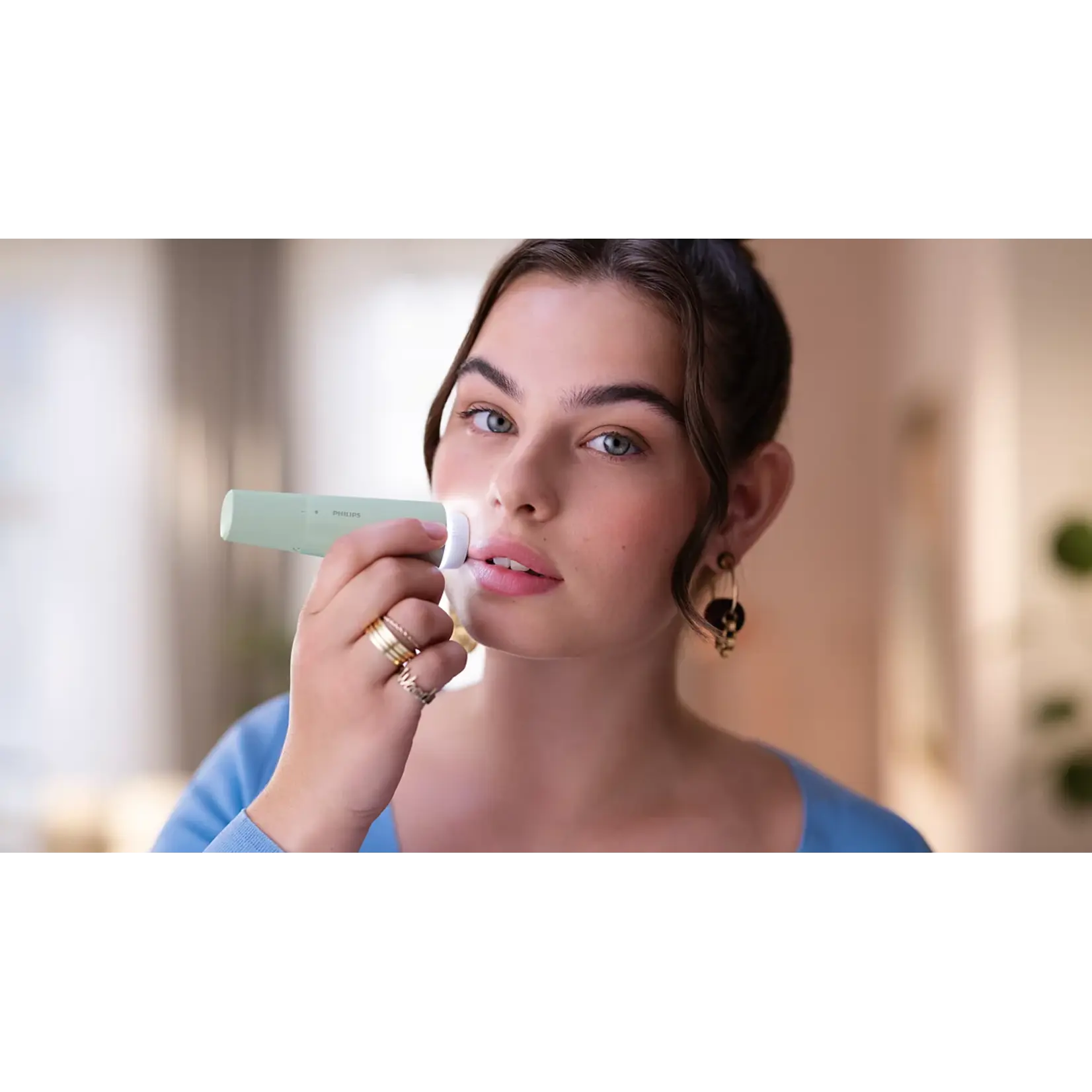 PHILIPS BRR474/00 - RASOIR A VISAGE POUR FEMME SERIES 5000 PHILIPS