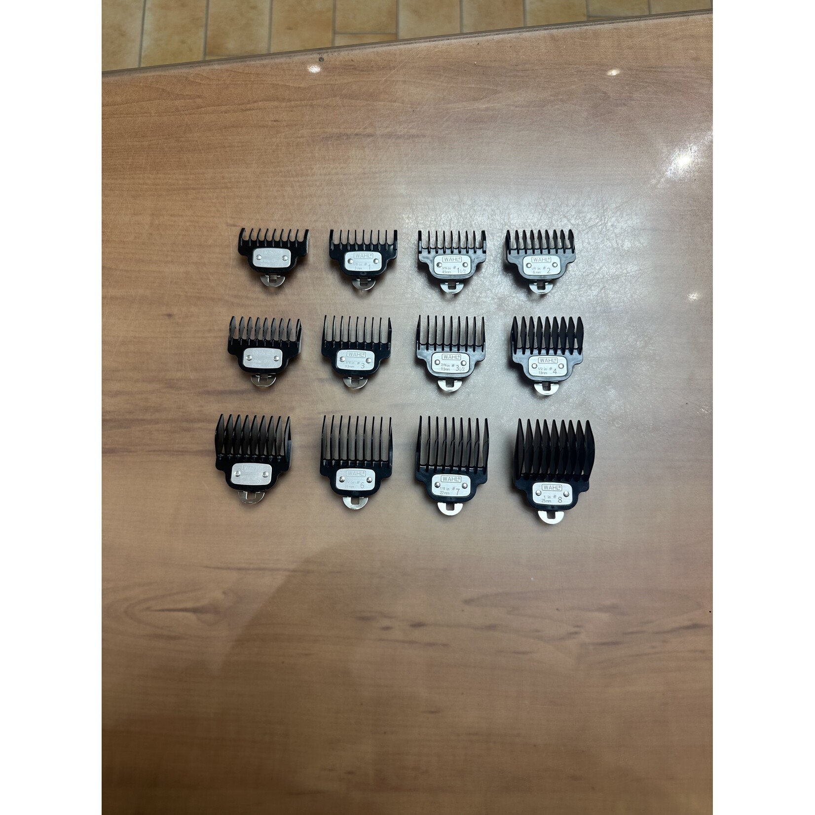 WAHL 53204 - ENSEMBLE DE 12 GUIDES DE COUPE POUR LAME EN ''T'' WAHL