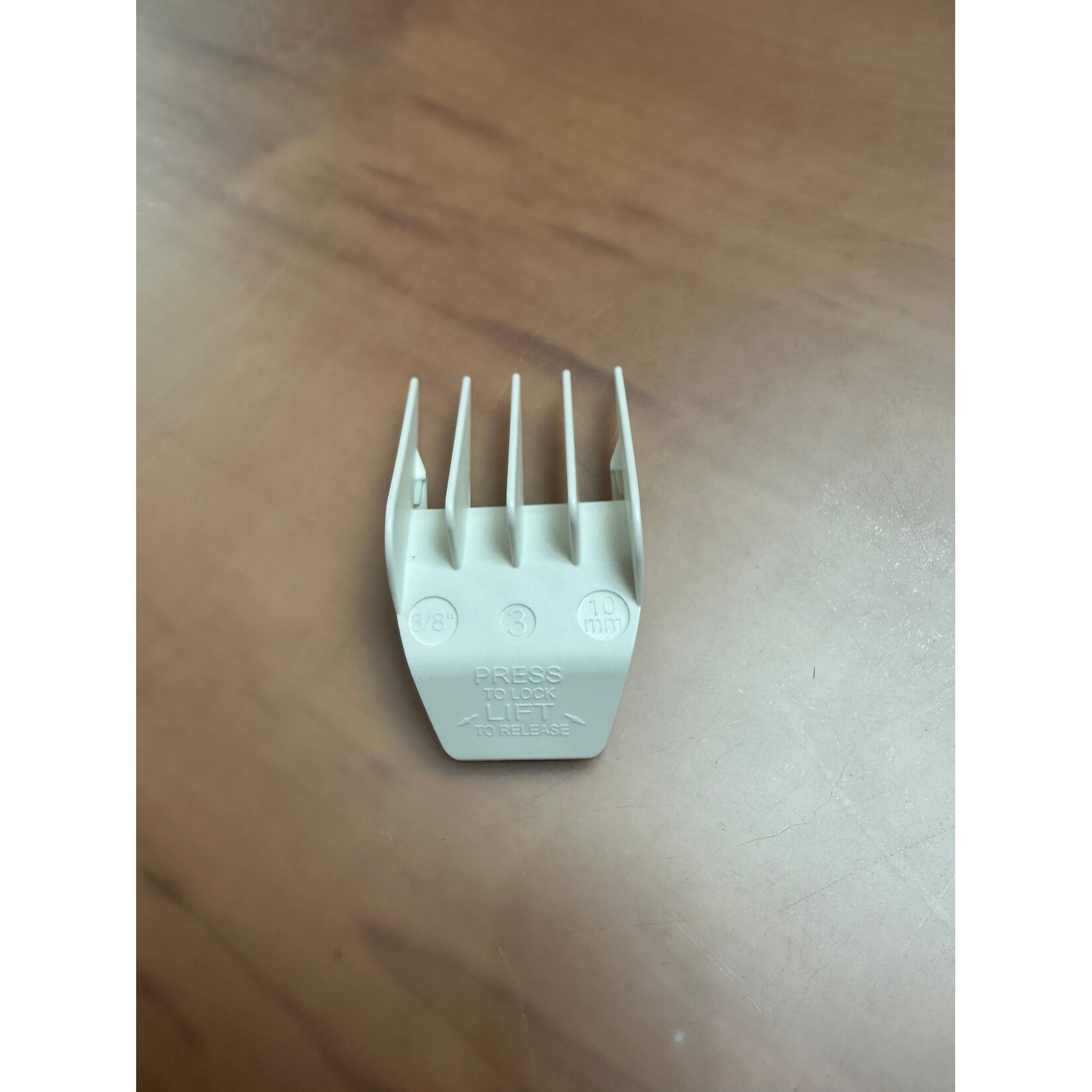 WAHL SO83136 - GUIDE COUPE #3 ( 3/8 po - 10mm ) BLANC WAHL