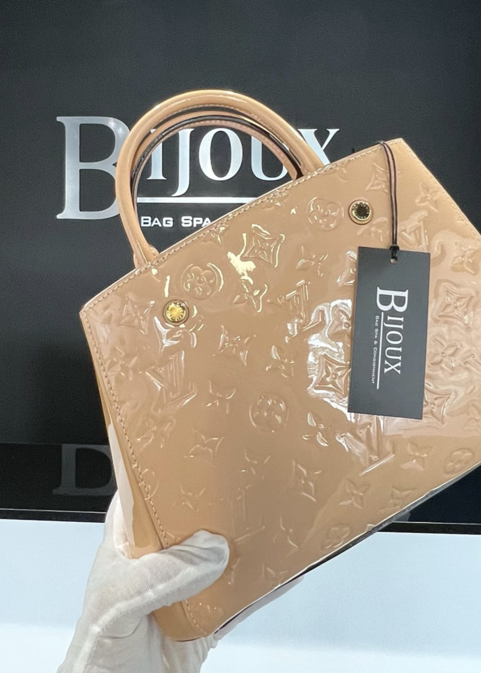 Louis Vuitton SOLD - Louis Vuitton Montagine BB