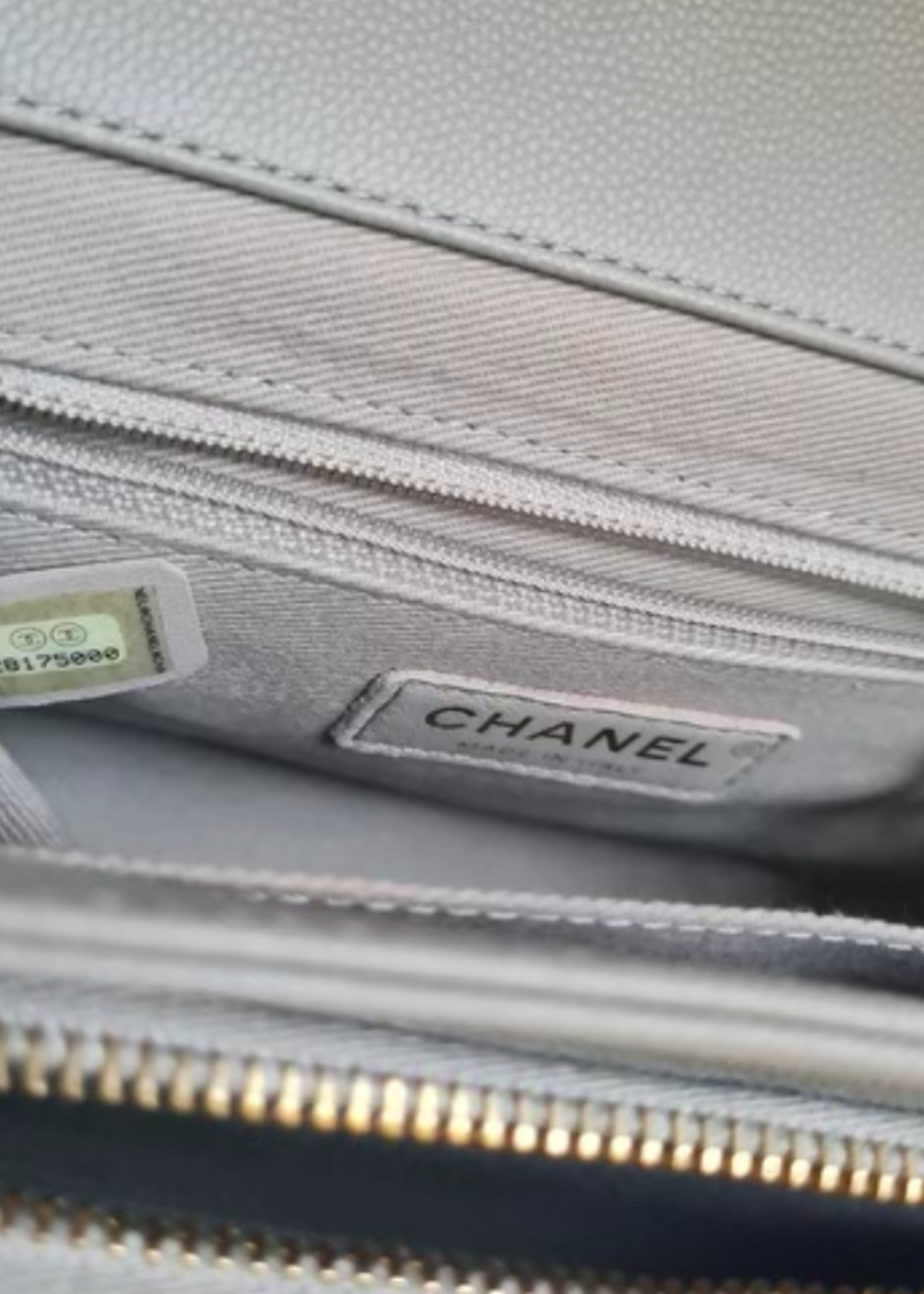 Chanel Chanel Business Affinity Small