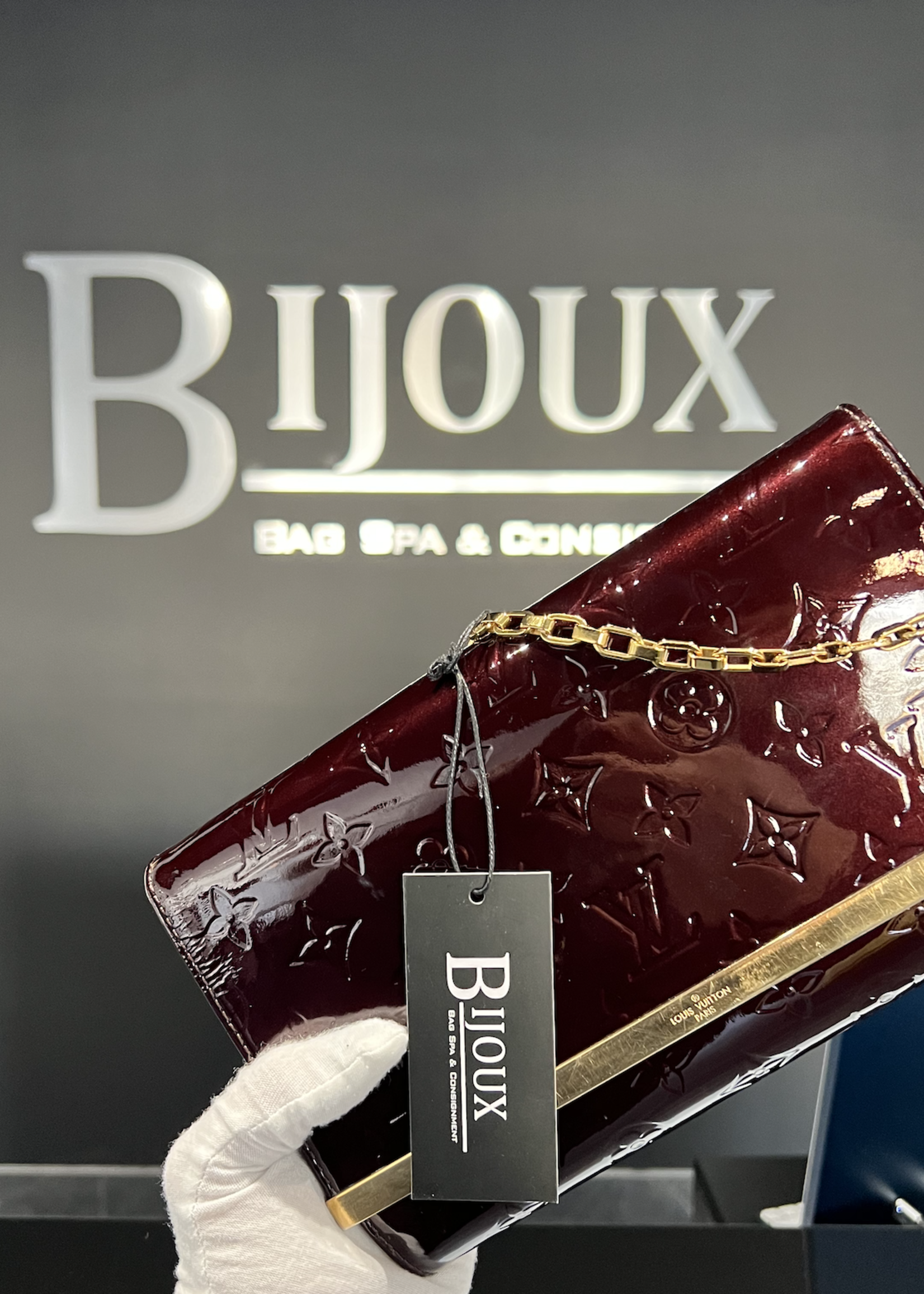 Louis Vuitton SOLD - Louis Vuitton Vernis Ana Clutch- Amarante