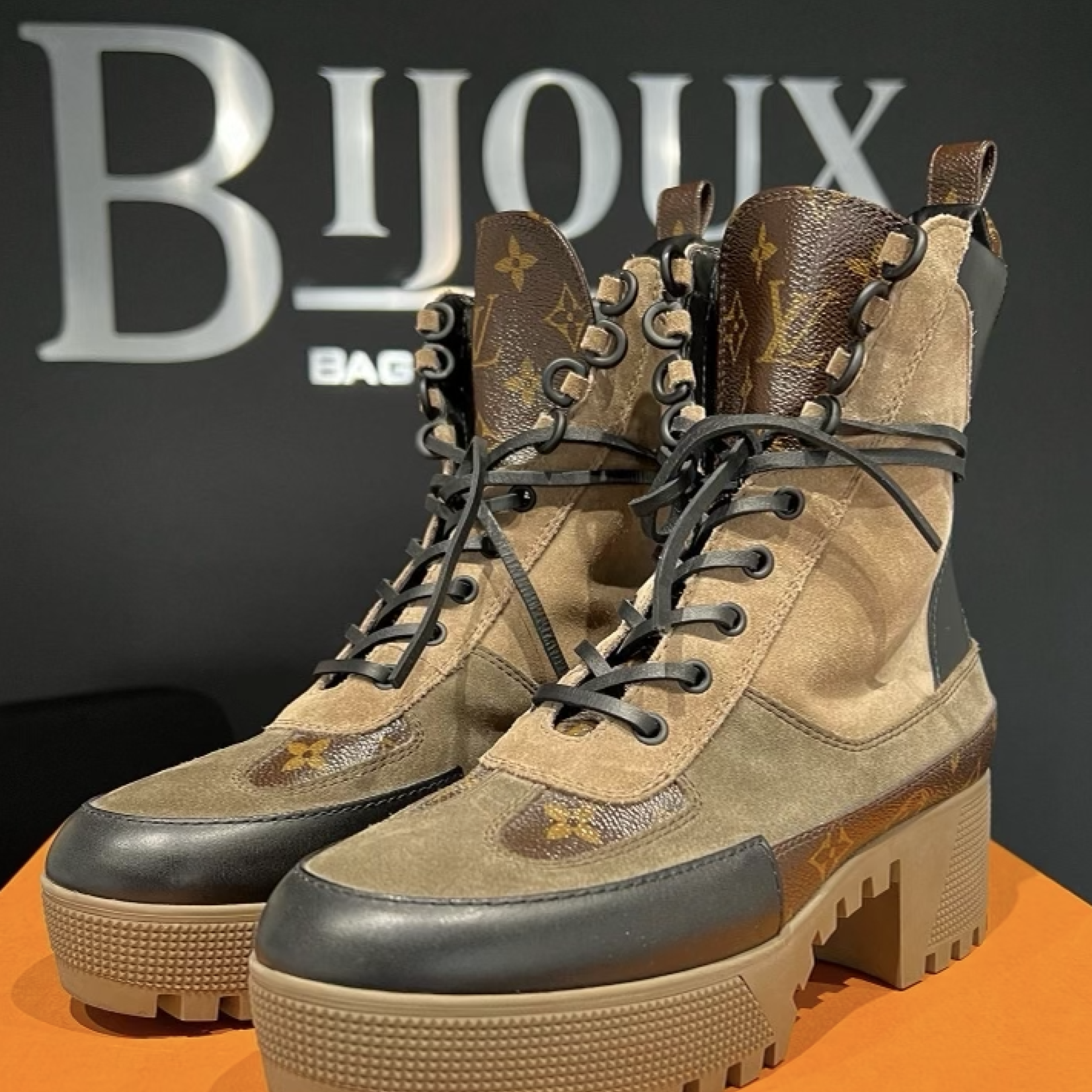 MY LOUIS VUITTON BOOTSSTAR TRAIL  LAUREATE DESERT BOOTSREVIEW SIZING  CARE MY THOUGHTS ETC  YouTube